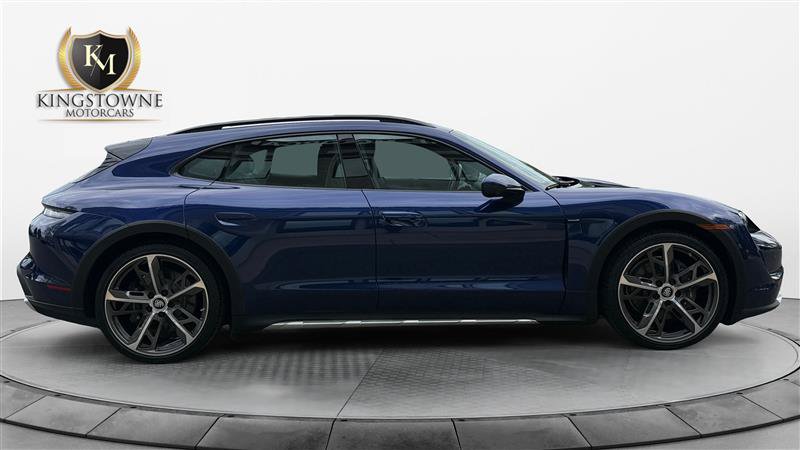Used 2022 Porsche Taycan 4 Cross Turismo w/ Premium Package AWD/4WD image 6