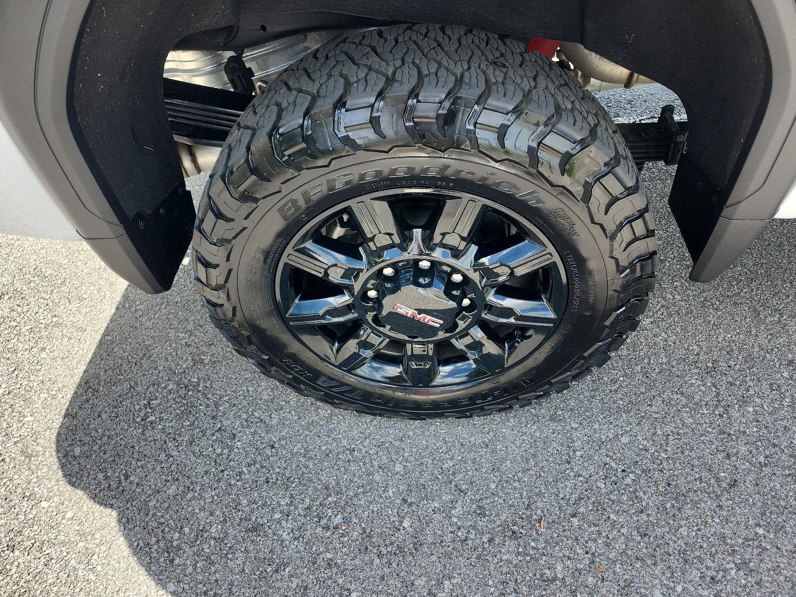 Certified 2025 GMC Sierra 2500 AT4 w/ AT4 Premium Plus Package image 6