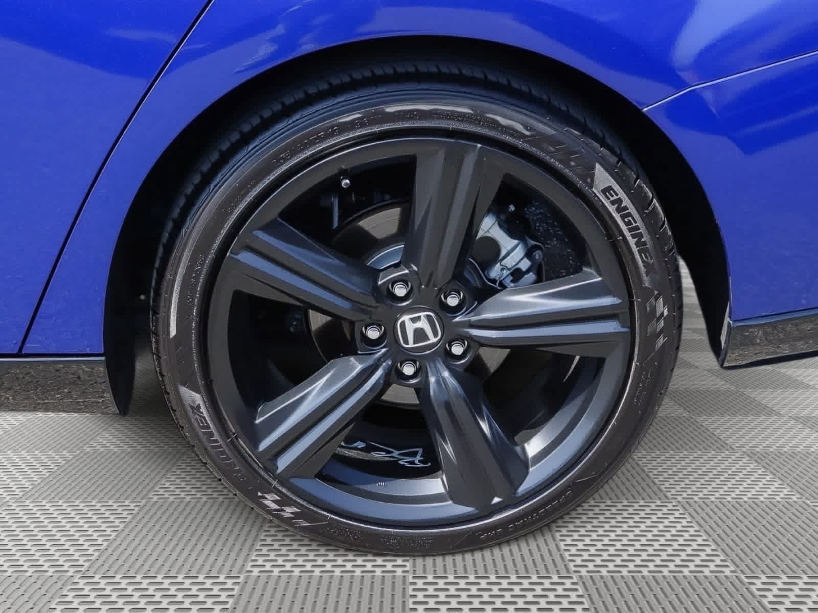 Used 2024 Honda Accord Sport image 13