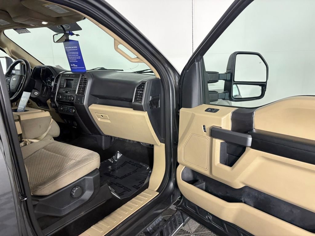 Certified 2018 Ford F150 XLT w/ Equipment Group 301A Mid image 32