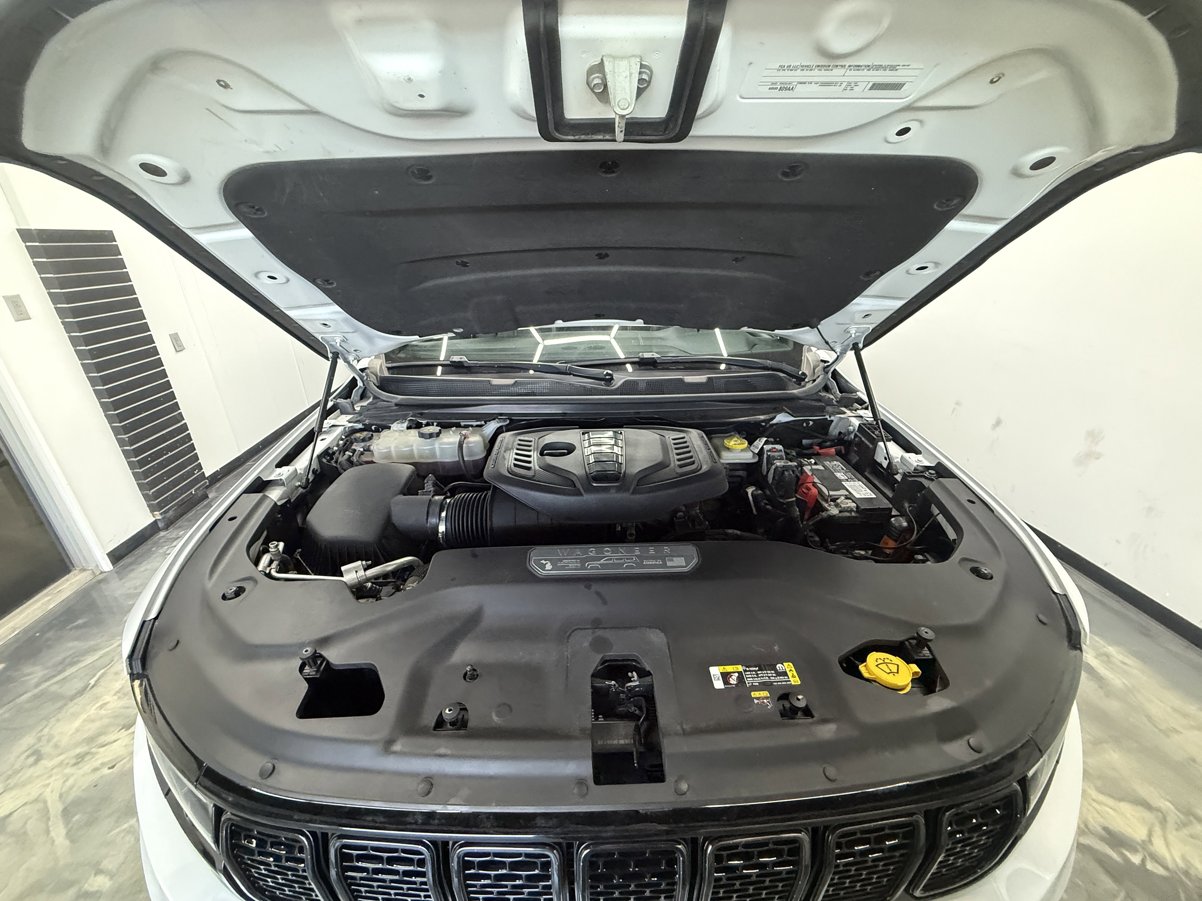 Used 2023 Jeep Wagoneer Series II image 24