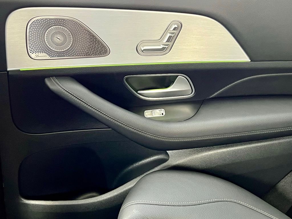 Certified 2025 Mercedes-Benz GLS 450 4MATIC image 27