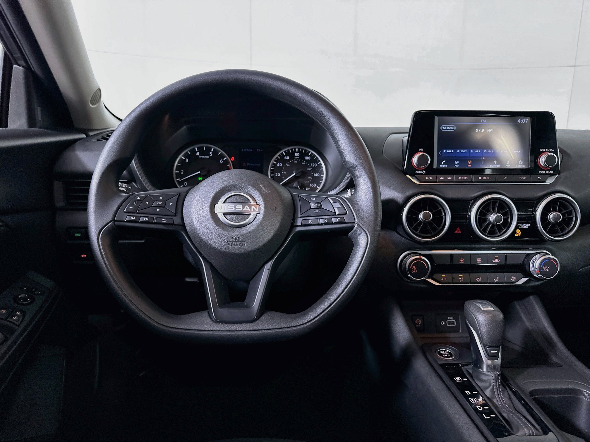 Used 2025 Nissan Sentra S FWD image 17