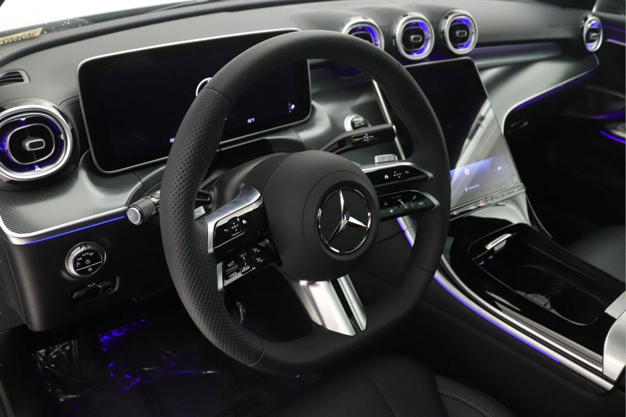 New 2026 Mercedes-Benz CLE 300 4MATIC Coupe image 4