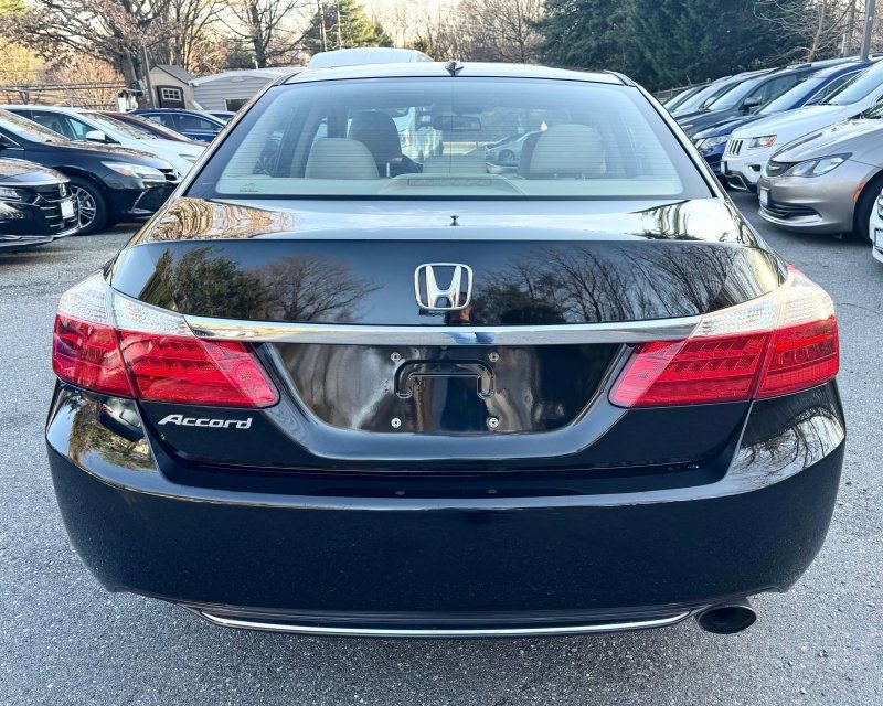 Used 2015 Honda Accord EX-L image 7