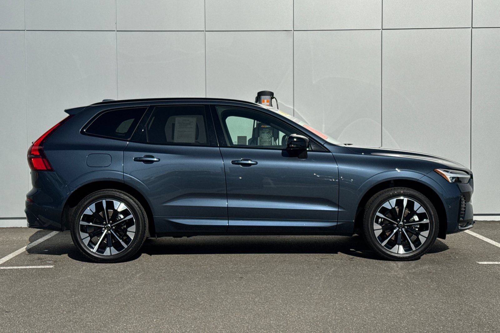 Certified 2026 Volvo XC60 B5 Plus w/ Protection Package Premier AWD/4WD image 6