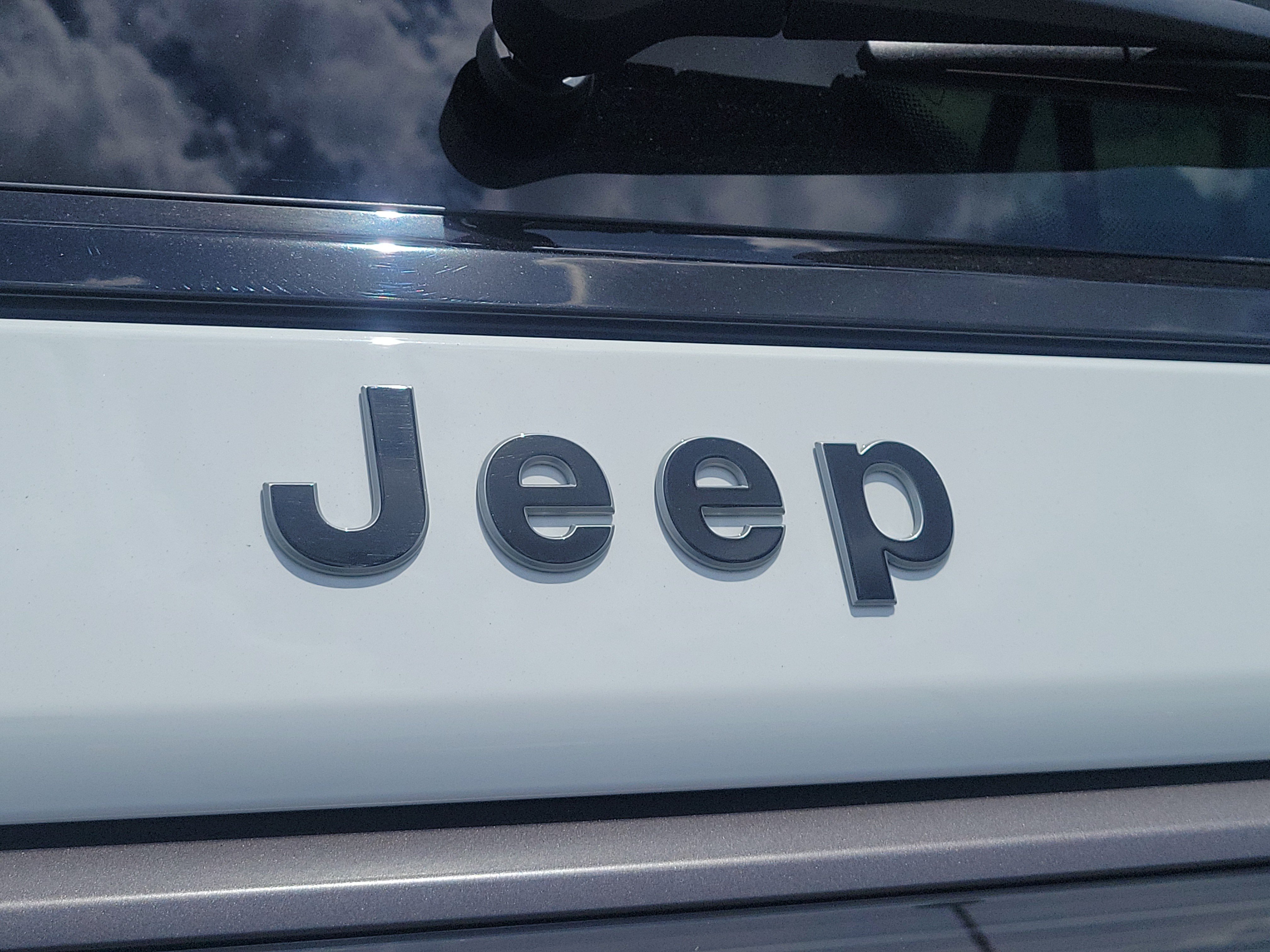 New 2026 Jeep Grand Wagoneer L Limited AWD/4WD image 7