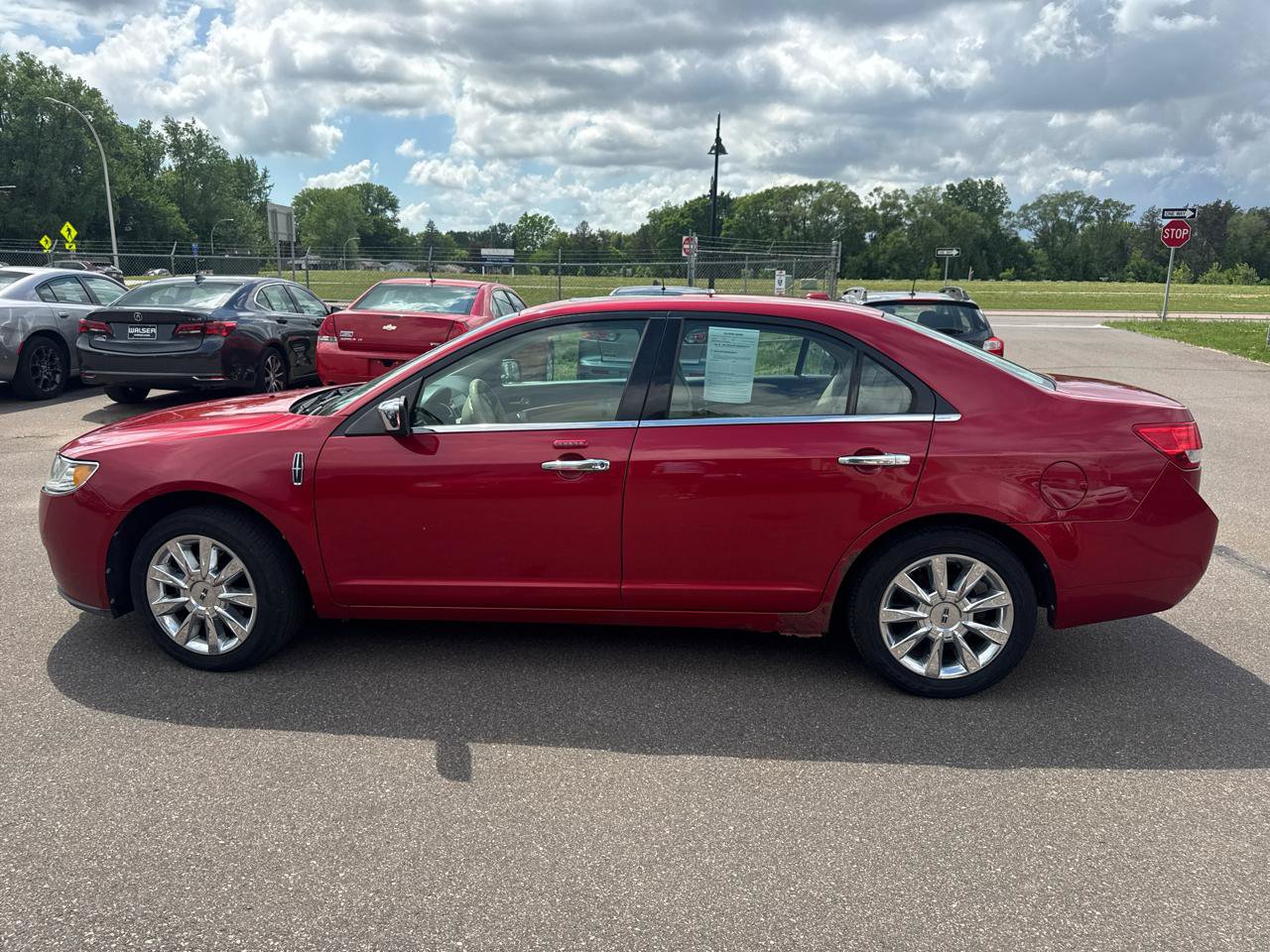 Used 2010 Lincoln MKZ FWD image 8