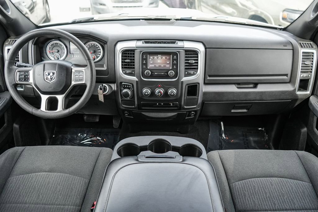 Used 2024 RAM 1500 Classic Warlock RWD image 13