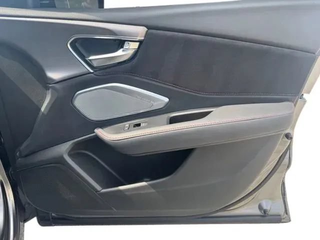 Used 2023 Acura RDX w/ Advance Package AWD/4WD image 16