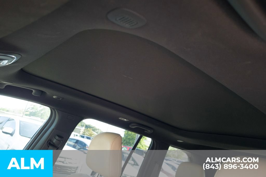 Used 2024 Jeep Grand Cherokee Limited 4xe AWD/4WD image 17