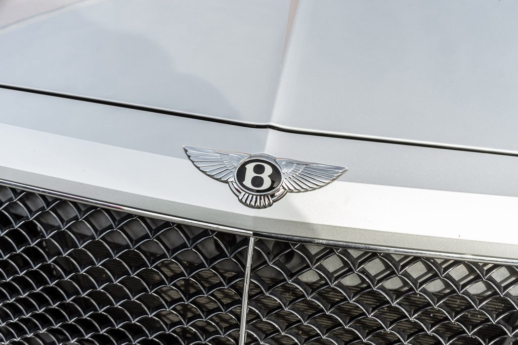 Used 2019 Bentley Bentayga image 52