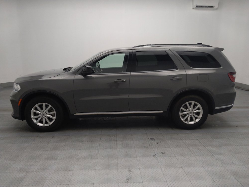 Used 2023 Dodge Durango SXT image 2