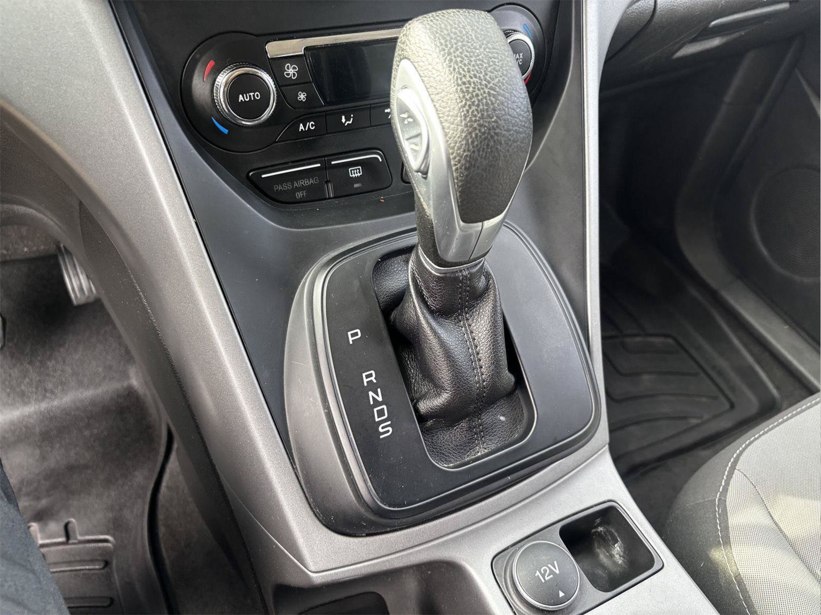 Used 2014 Ford Escape SE w/ Equipment Group 201A FWD image 19