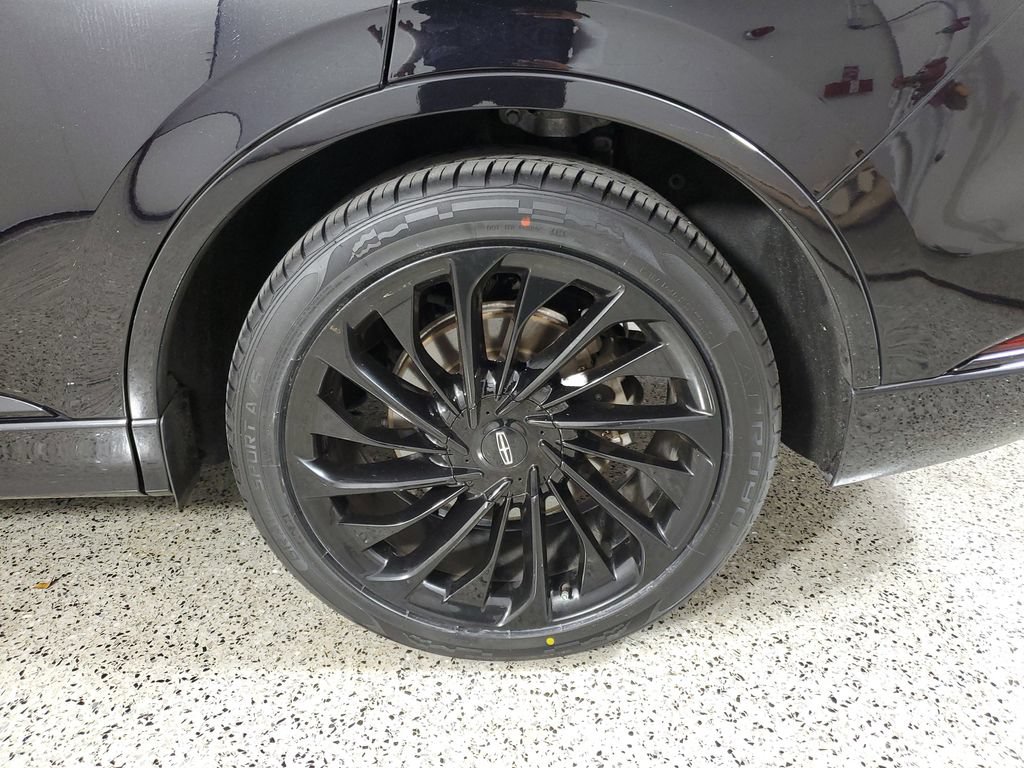Certified 2023 Lincoln Aviator Reserve w/ Jet Package RWD image 9