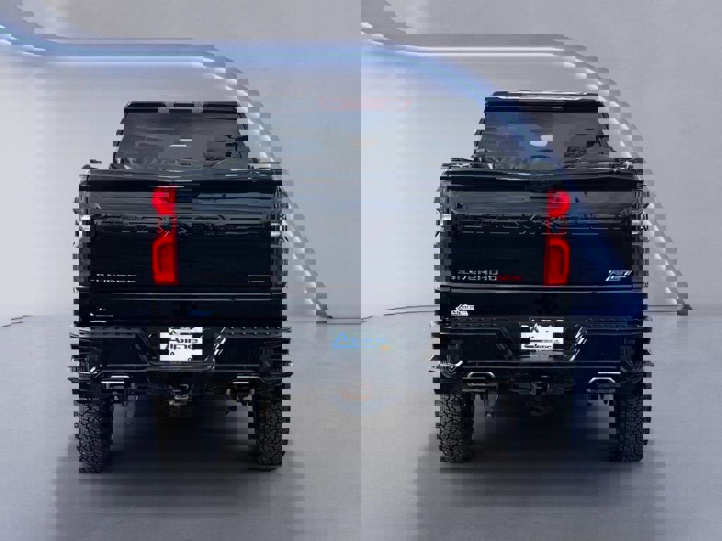 Used 2022 Chevrolet Silverado 1500 RST image 4