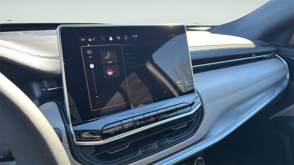 New 2026 Jeep Compass Limited image 29