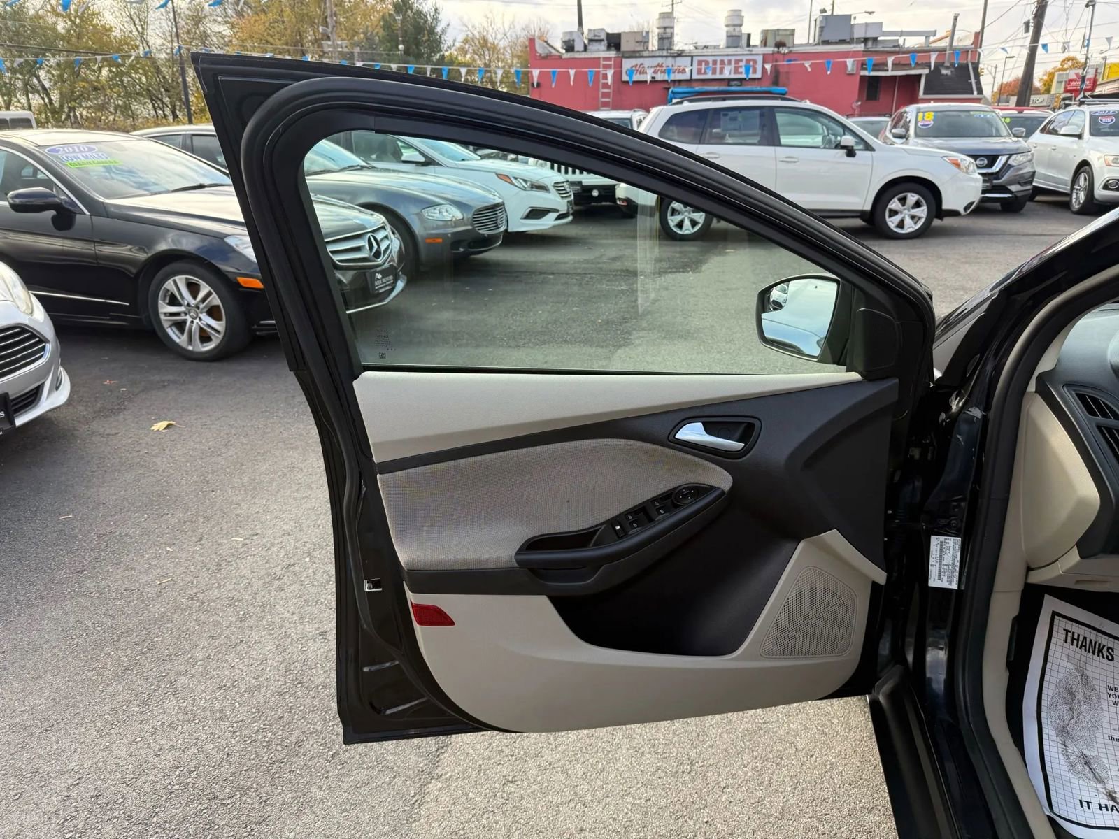 Used 2013 Ford Focus SE image 16