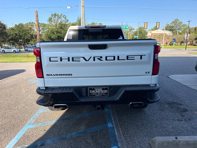 Used 2023 Chevrolet Silverado 1500 LT Trail Boss w/ LT Trail Boss Premium Package AWD/4WD image 5