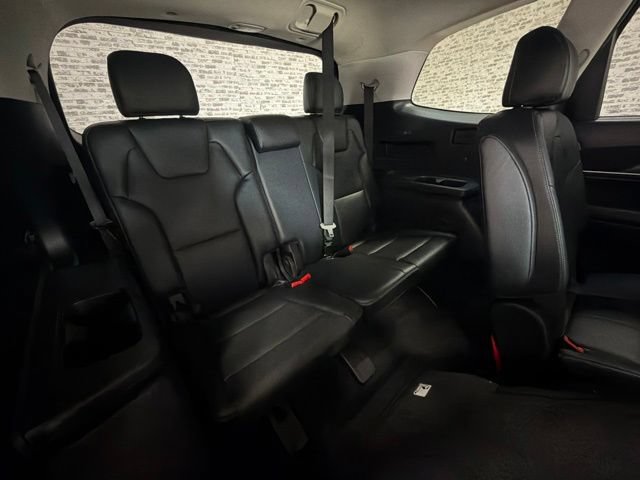 Used 2023 Kia Telluride EX w/ EX Captain's Chair Package AWD/4WD image 14