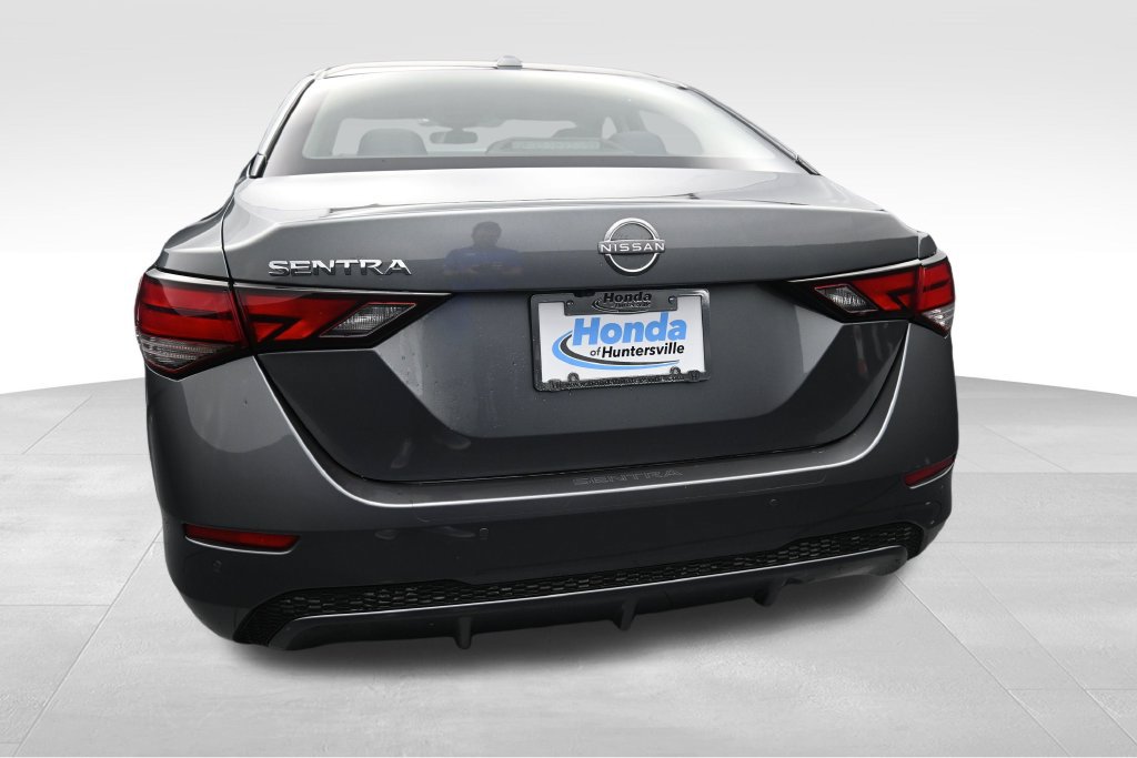 Used 2025 Nissan Sentra SV FWD image 14