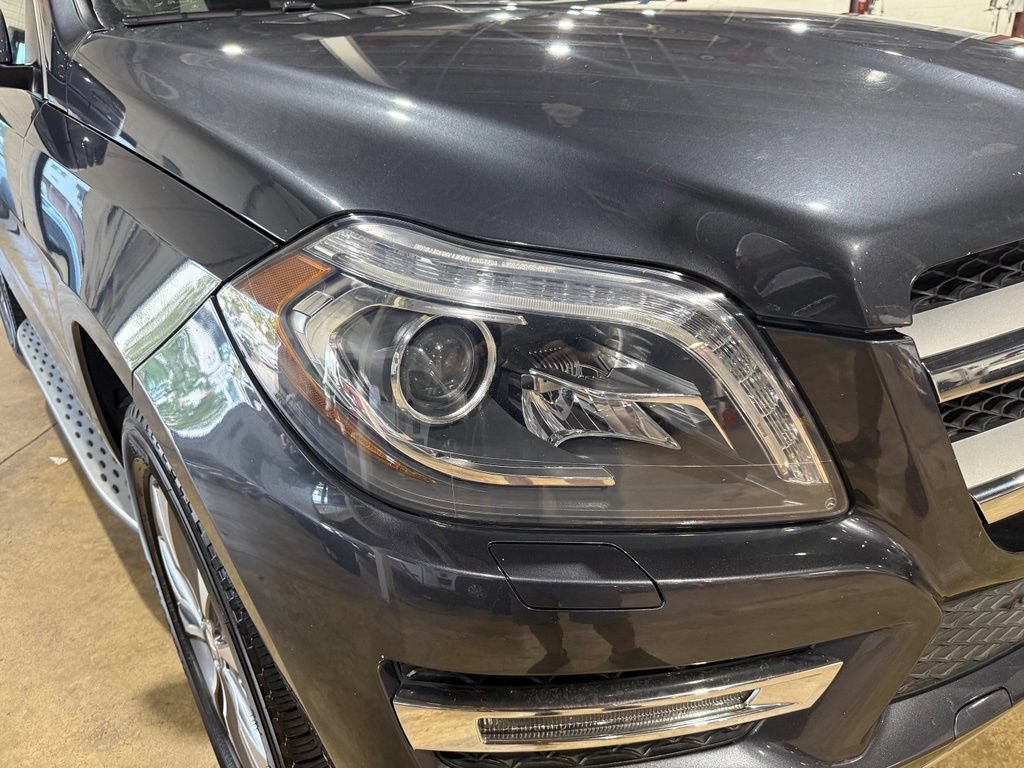 Used 2015 Mercedes-Benz GL 450 4MATIC image 16