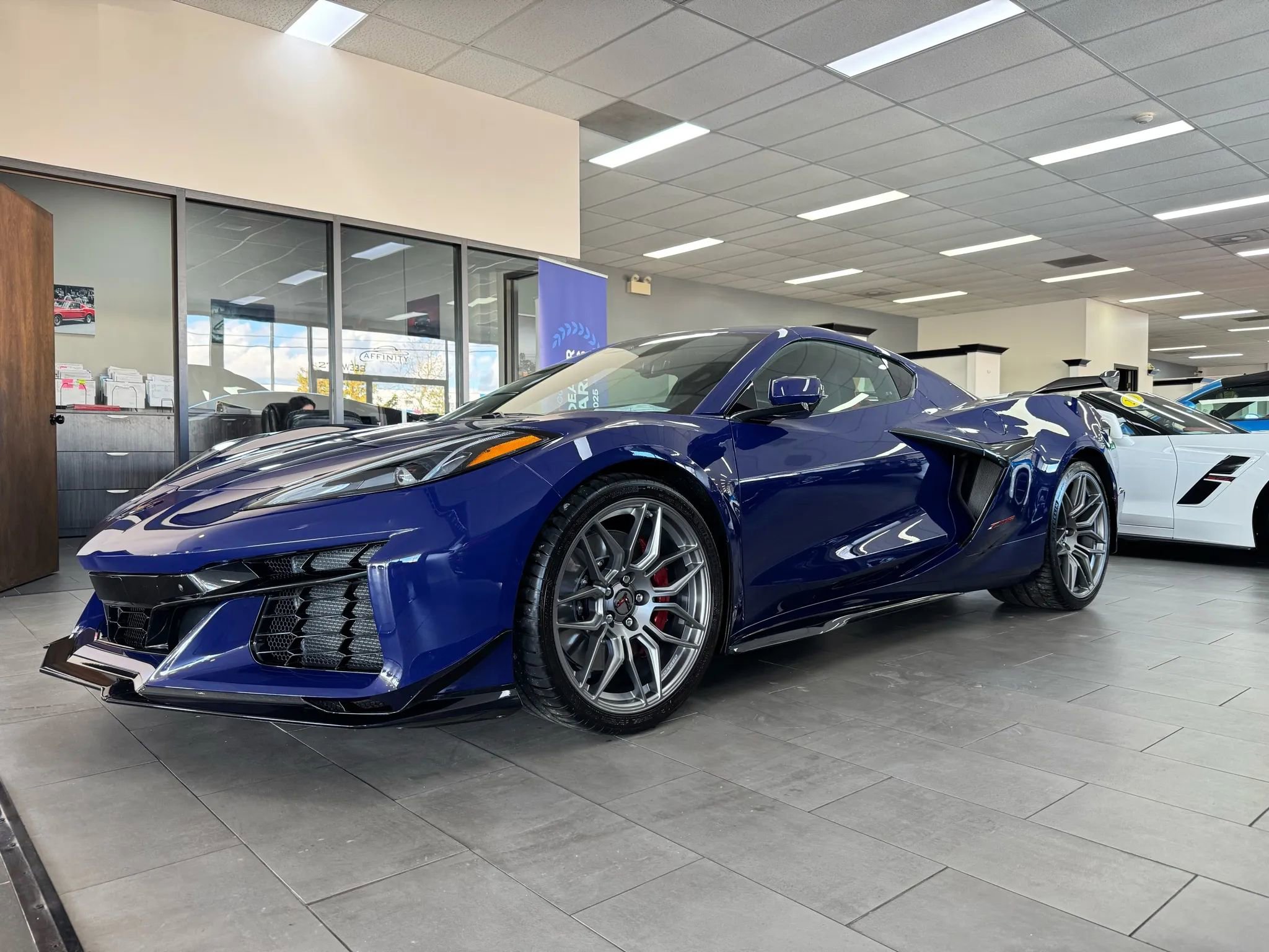 Used 2025 Chevrolet Corvette Z06 image 10