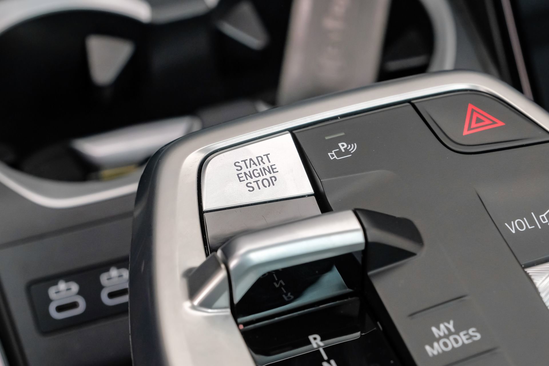 Used 2025 BMW X2 xDrive28i image 25