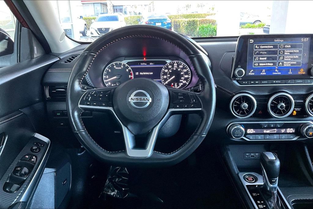 Used 2023 Nissan Sentra SR w/ SR Premium Package image 8