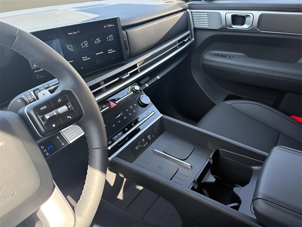 New 2025 Hyundai Santa Fe SEL image 8
