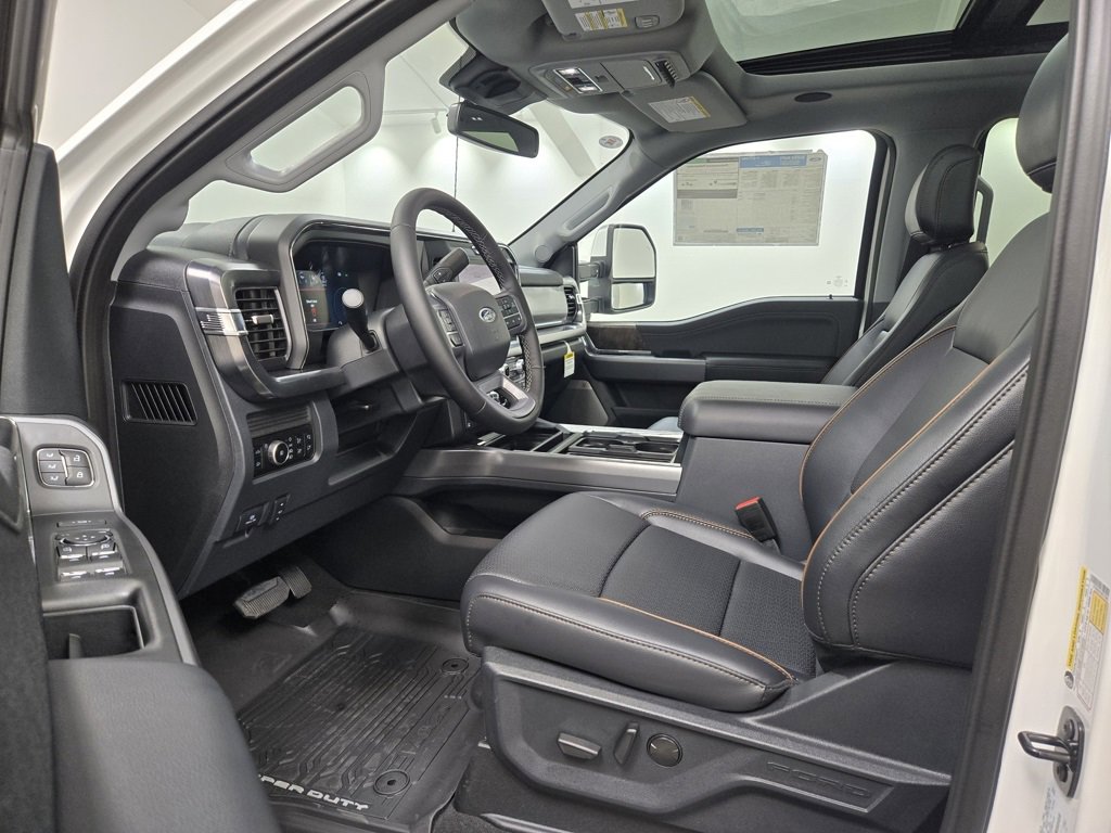New 2025 Ford F250 Lariat w/ Lariat Ultimate Package image 34