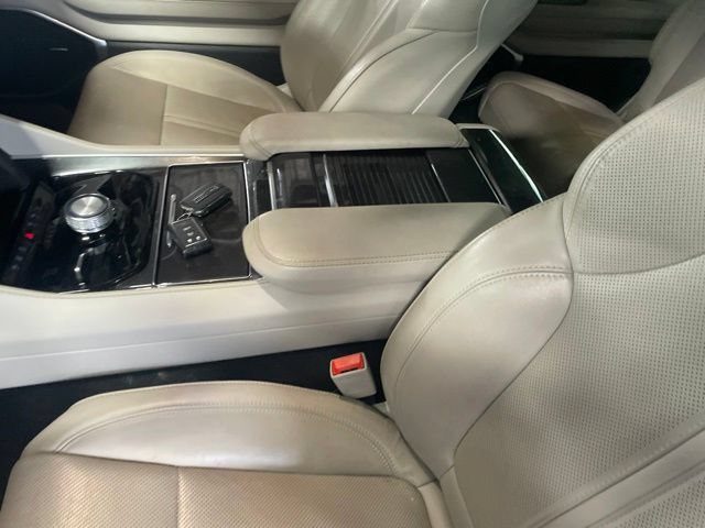 Used 2024 Jeep Wagoneer L 4WD w/ Premium Group I image 25