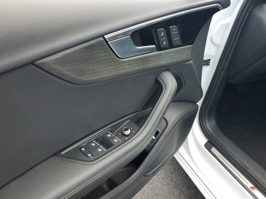 Used 2024 Audi A4 2.0T Premium Plus image 21