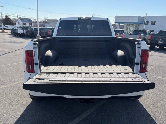 New 2026 RAM 3500 Laramie AWD/4WD image 7