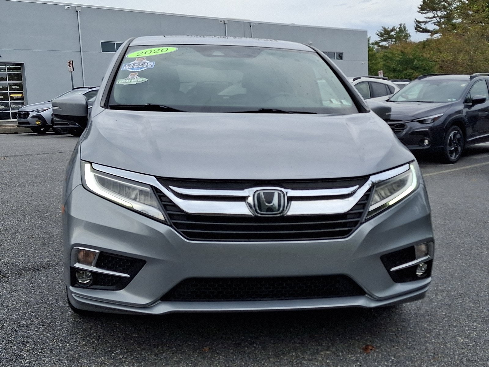 Used 2020 Honda Odyssey Touring image 2
