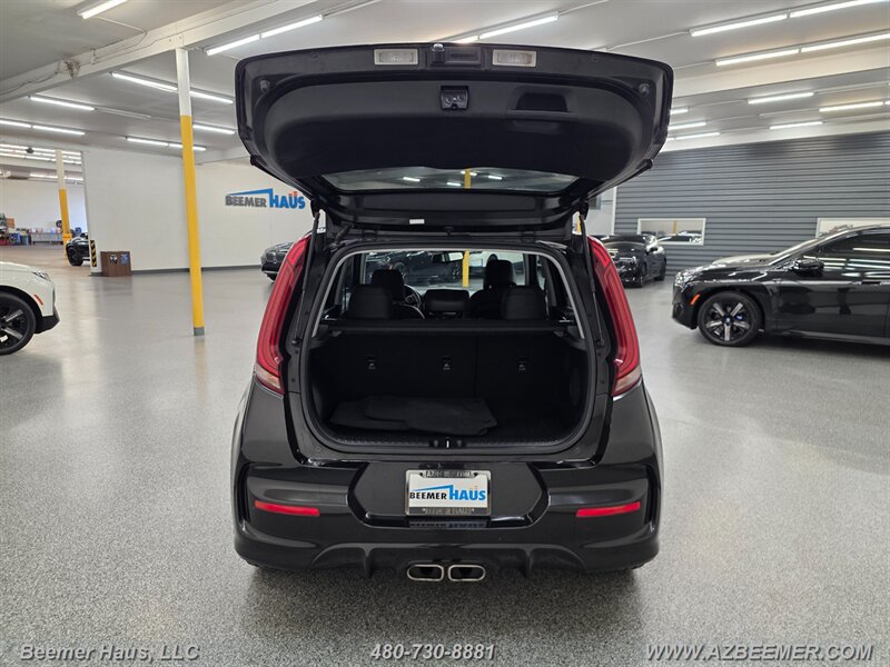 Used 2021 Kia Soul Turbo FWD image 17
