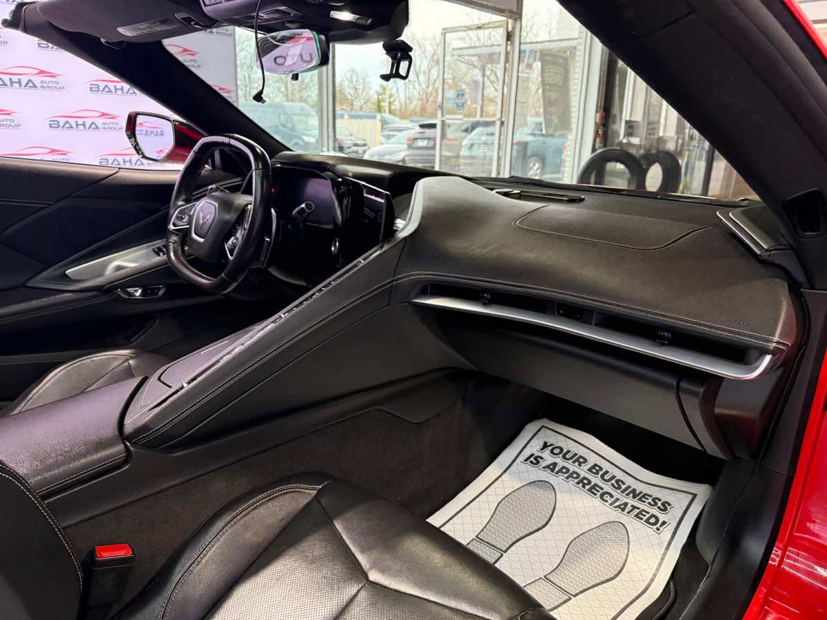 Used 2022 Chevrolet Corvette Stingray Coupe w/ 1LT RWD image 25