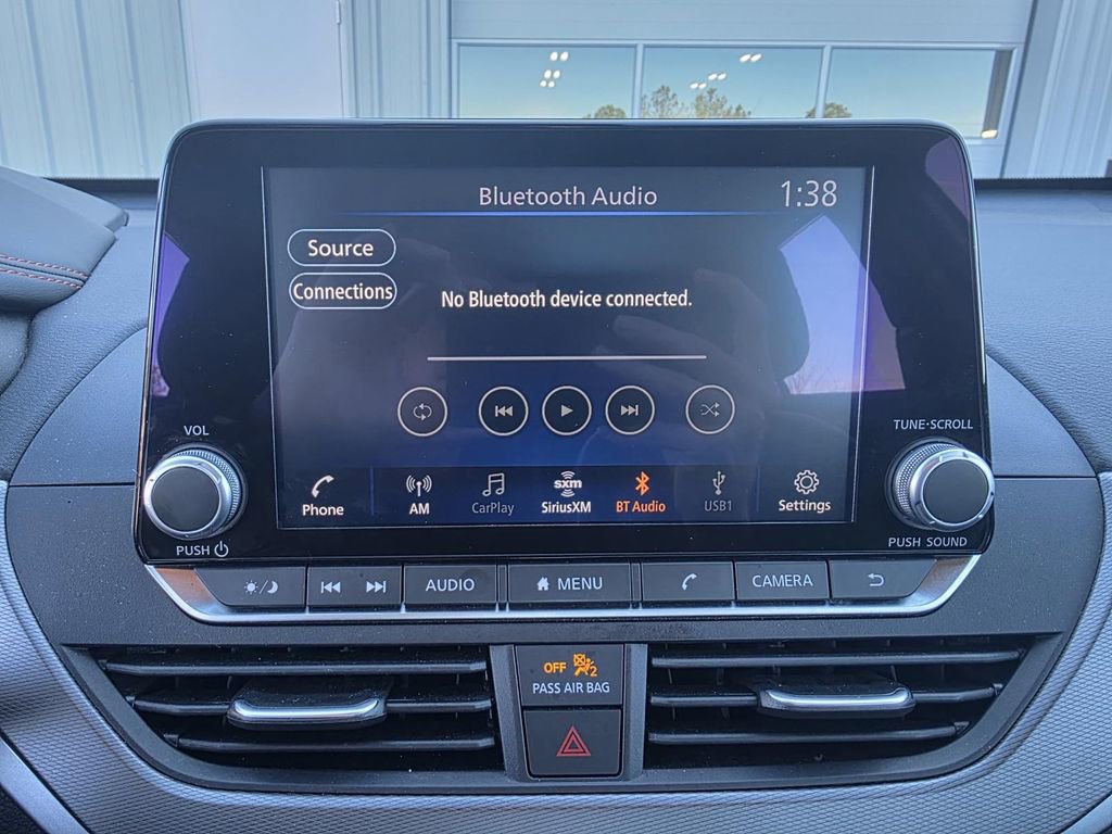 Used 2024 Nissan Altima 2.5 SR image 18