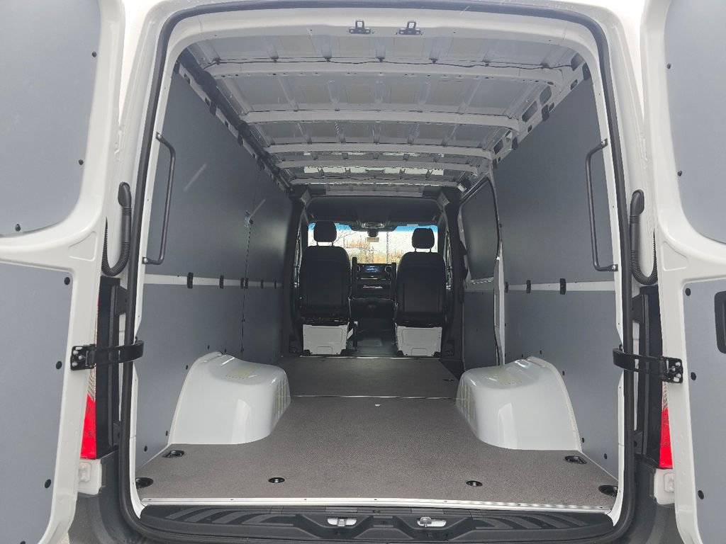 New 2026 Mercedes-Benz Sprinter 3500 image 11