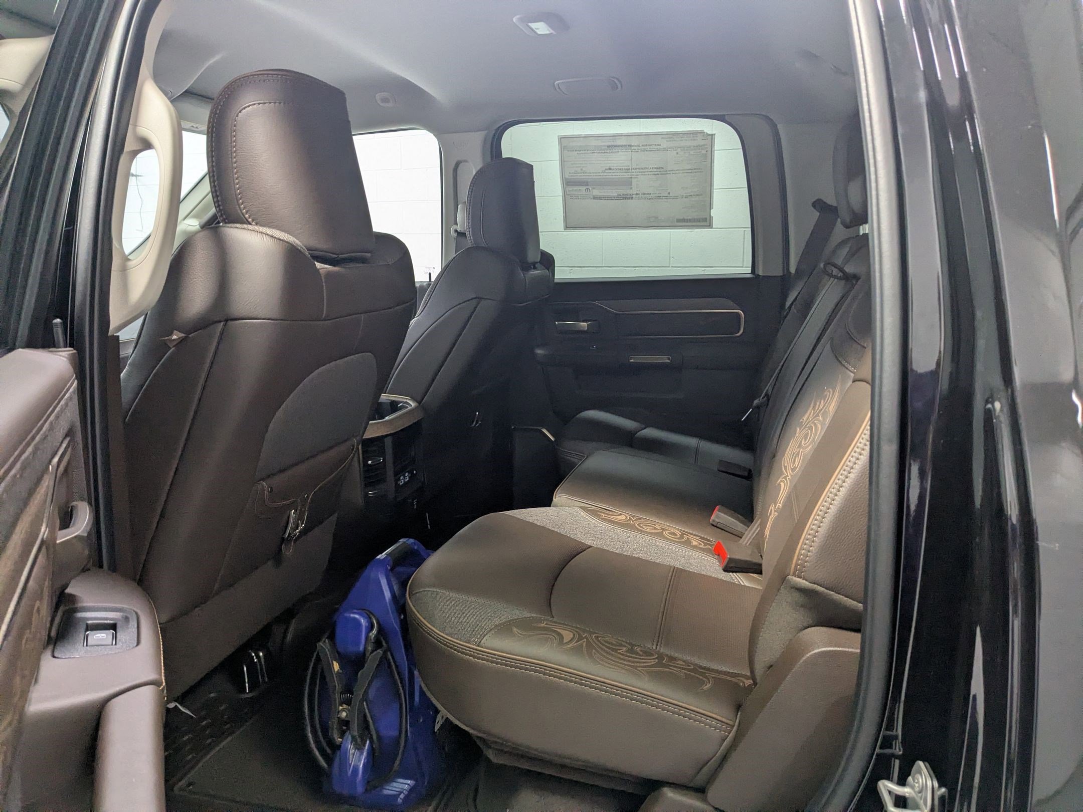 New 2026 RAM 3500 Longhorn image 17