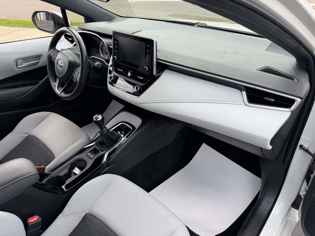 Used 2019 Toyota Corolla SE FWD image 29
