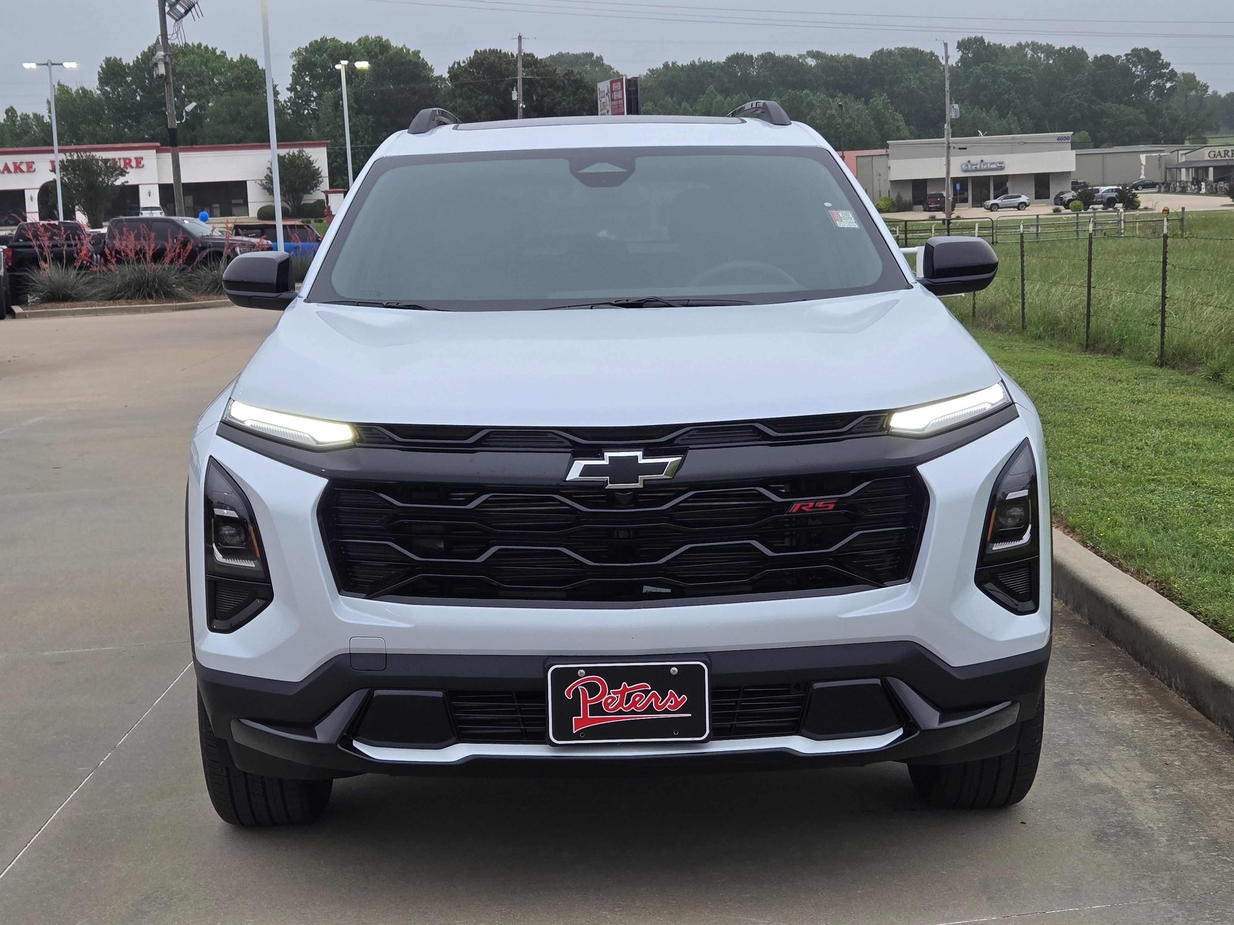 New 2026 Chevrolet Equinox RS FWD image 2