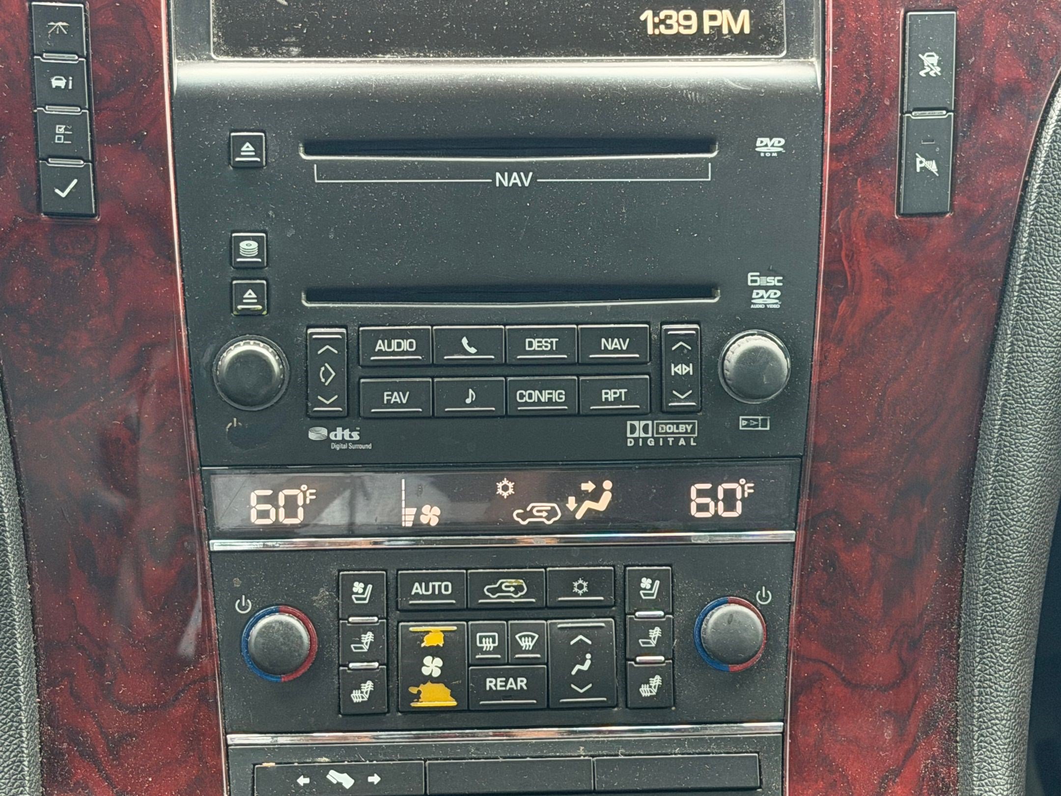 Used 2009 Cadillac Escalade AWD image 18