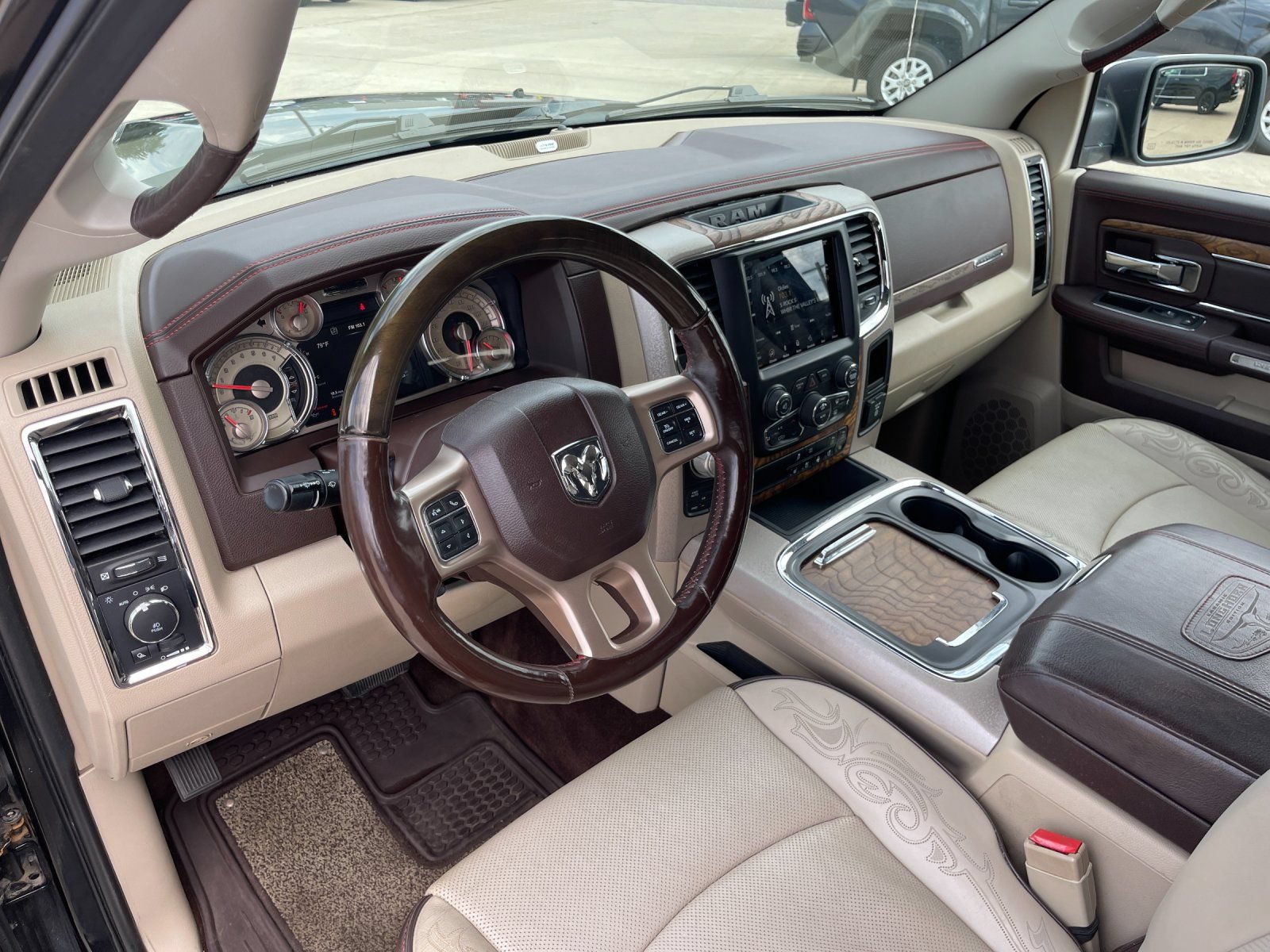 Used 2018 RAM 1500 Laramie Longhorn w/ Longhorn Special Edition AWD/4WD image 10