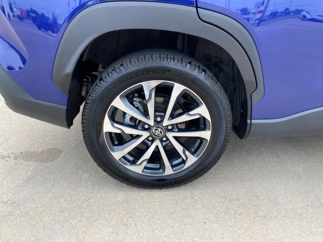 Certified 2023 Toyota Corolla Cross XLE w/ Convenience Package AWD/4WD image 23