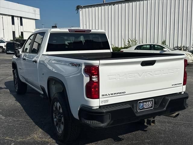 Certified 2022 Chevrolet Silverado 2500 Custom w/ Gooseneck/5TH Wheel Package AWD/4WD image 8