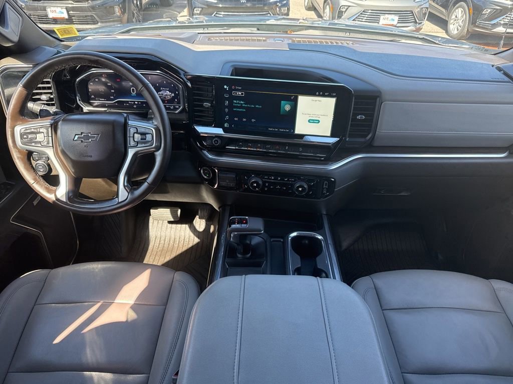 Used 2025 Chevrolet Silverado 1500 RST AWD/4WD image 12