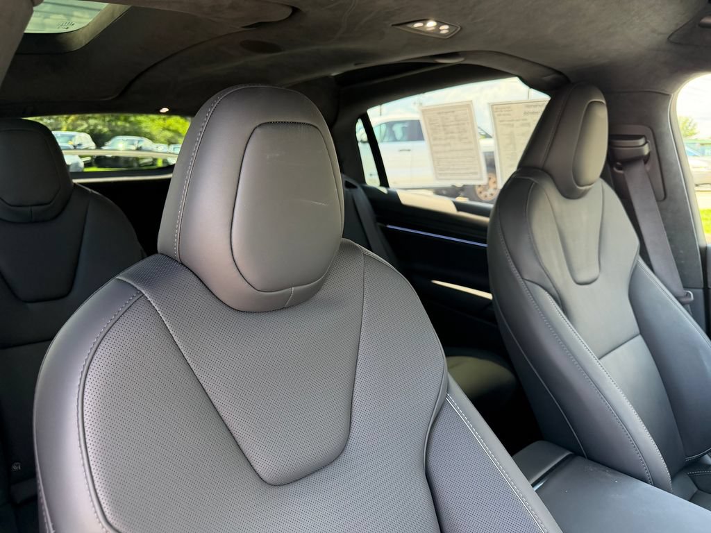 Used 2026 Tesla Model X Plaid AWD/4WD image 17