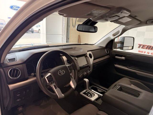 Used 2021 Toyota Tundra SR5 RWD image 9