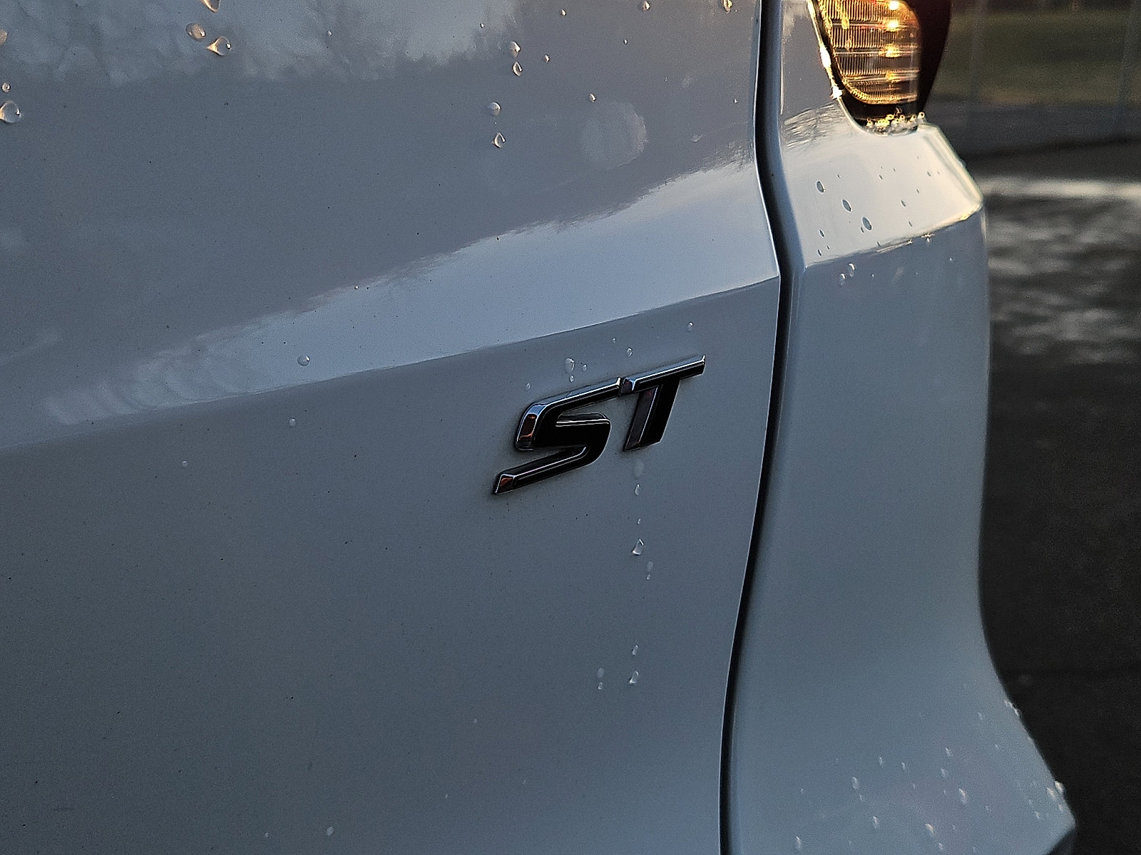 Certified 2024 Buick Envista Sport Touring w/ Advanced Safety Package image 30